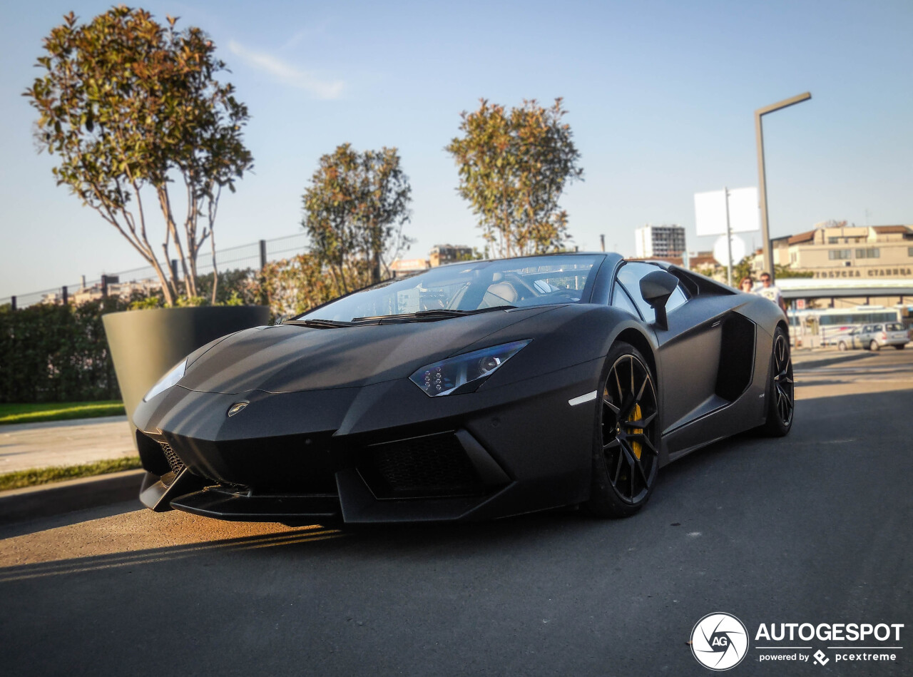 Lamborghini Aventador LP700-4 Roadster