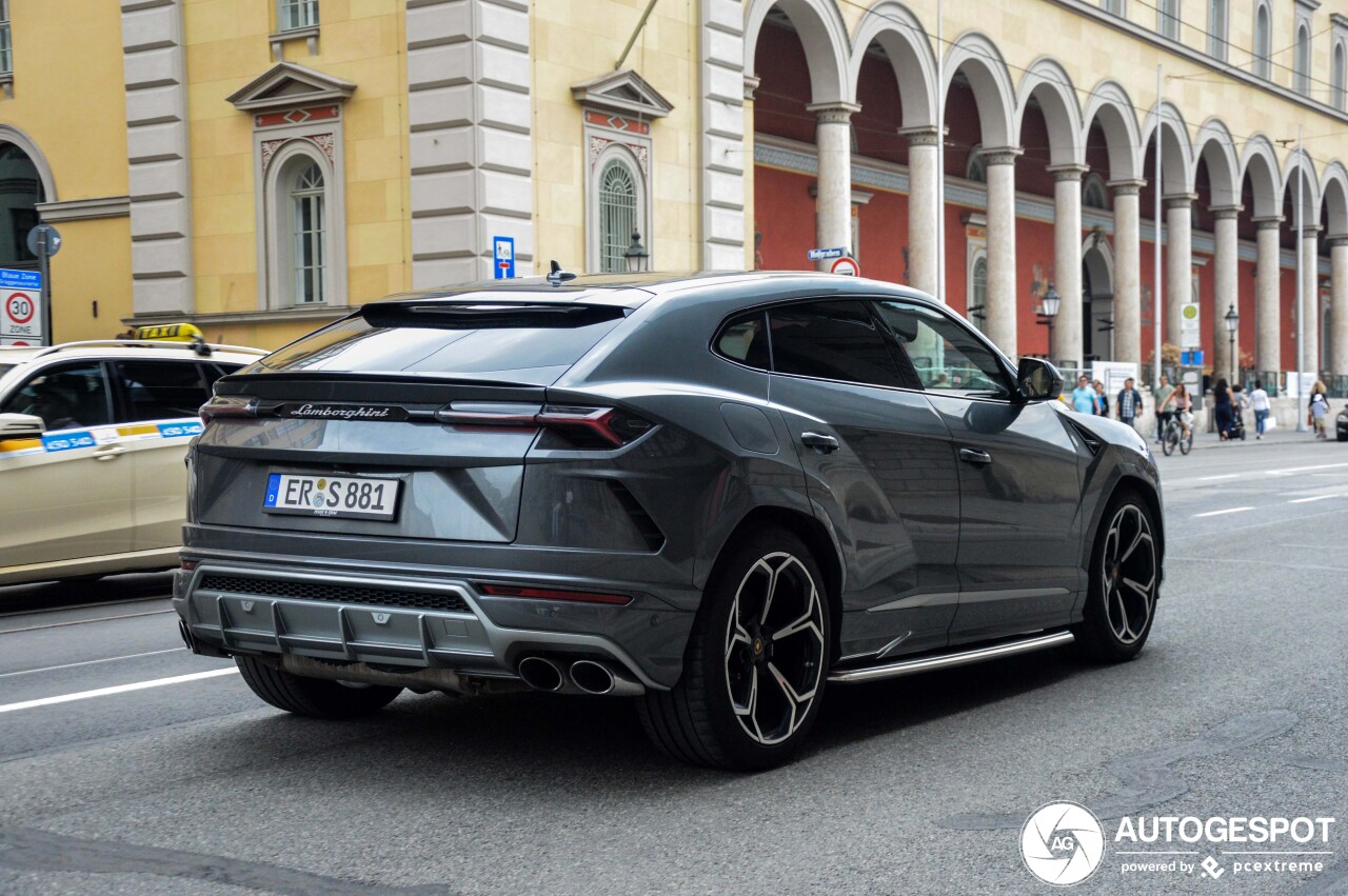 Lamborghini Urus