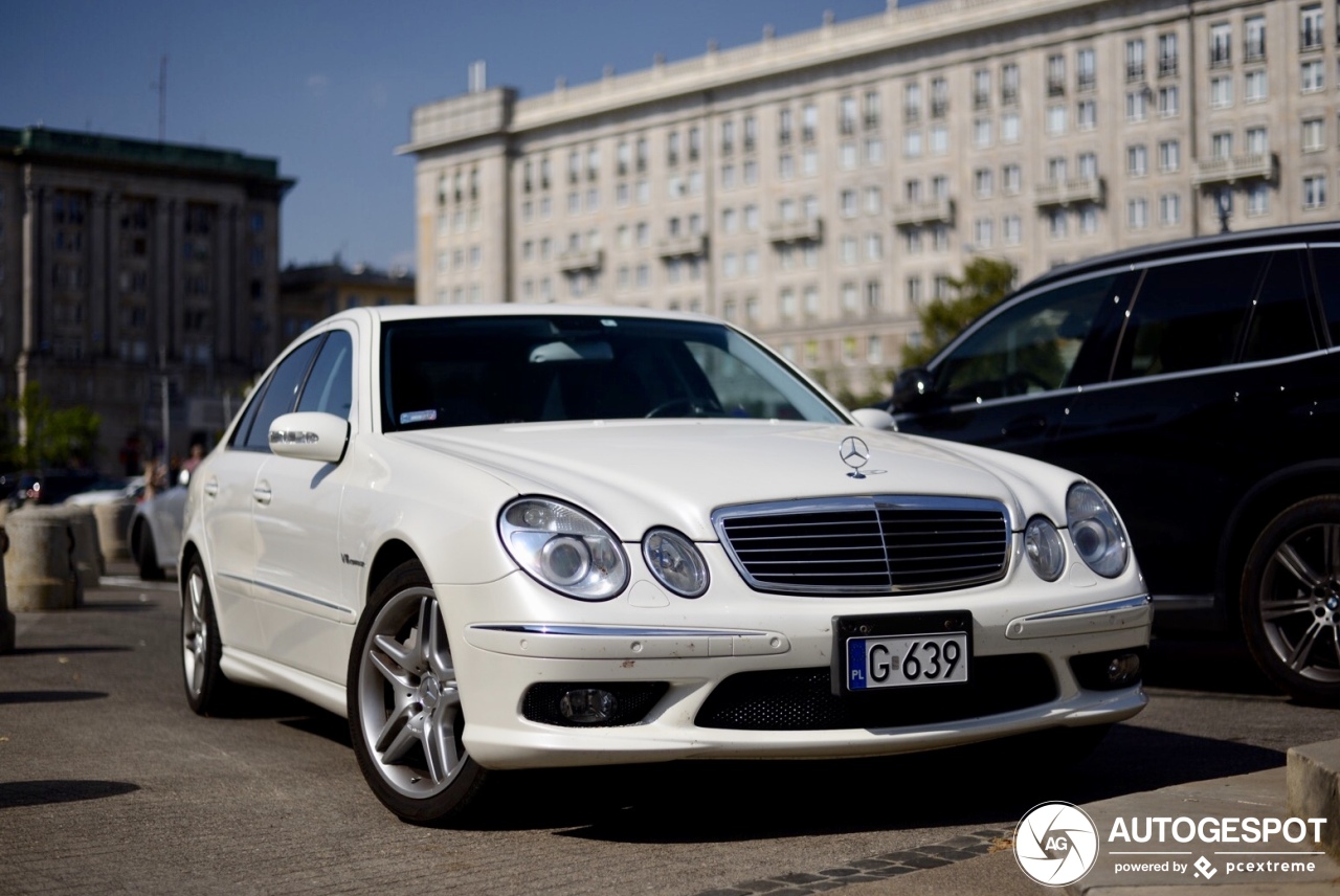 Mercedes-Benz E 55 AMG