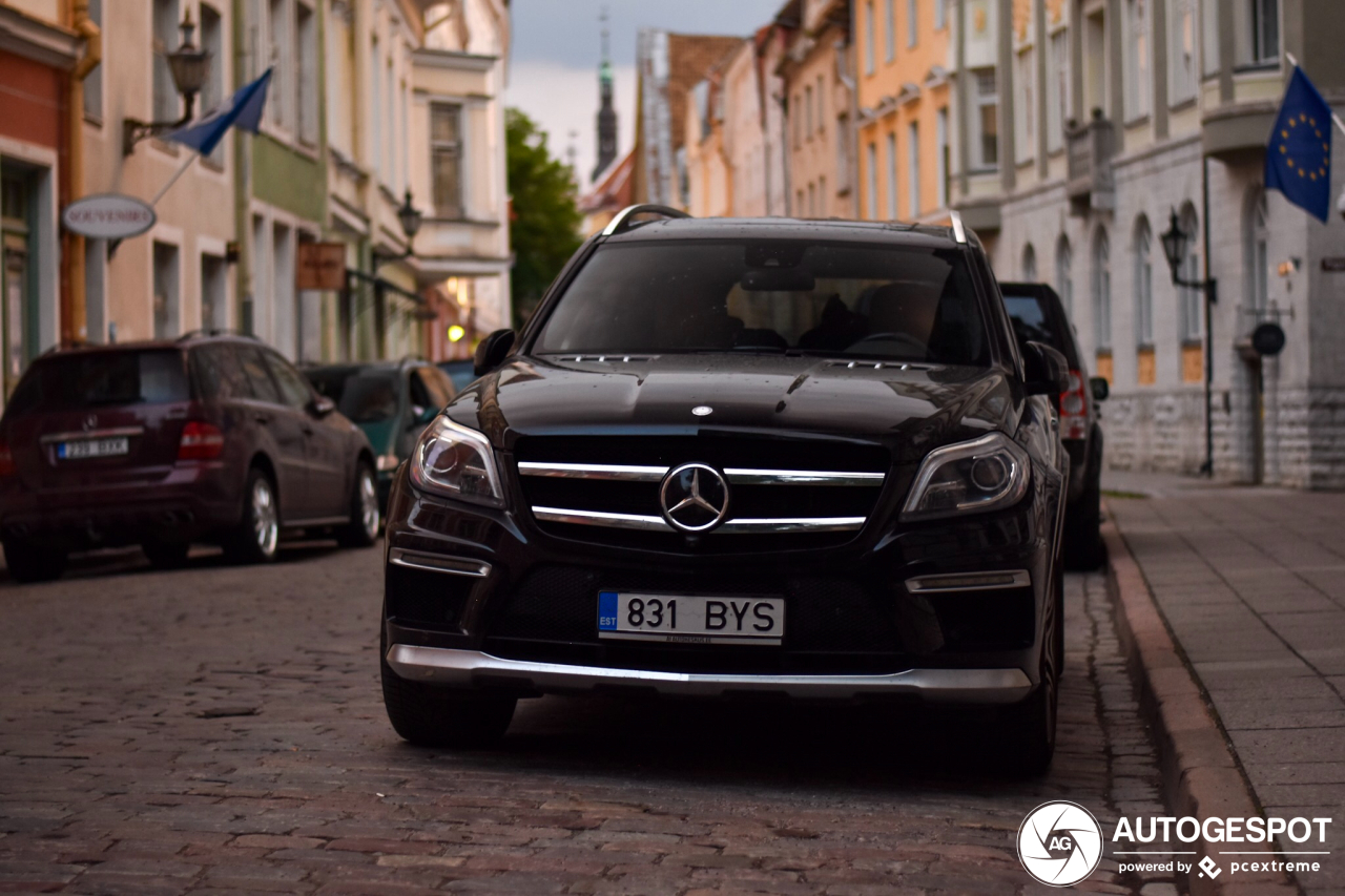 Mercedes-Benz GL 63 AMG X166