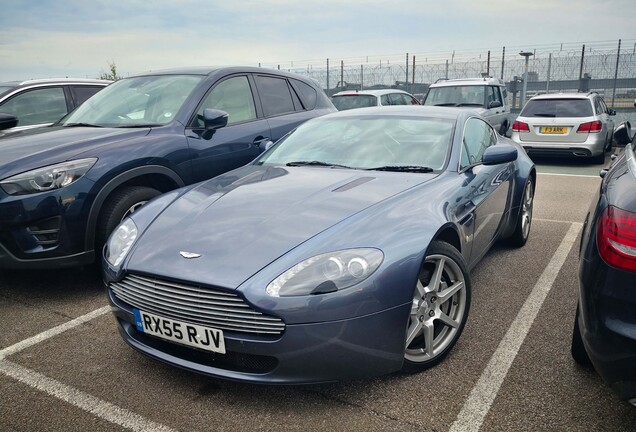 Aston Martin V8 Vantage