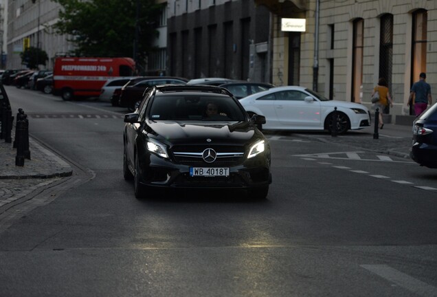 Mercedes-AMG GLA 45 X156 2017