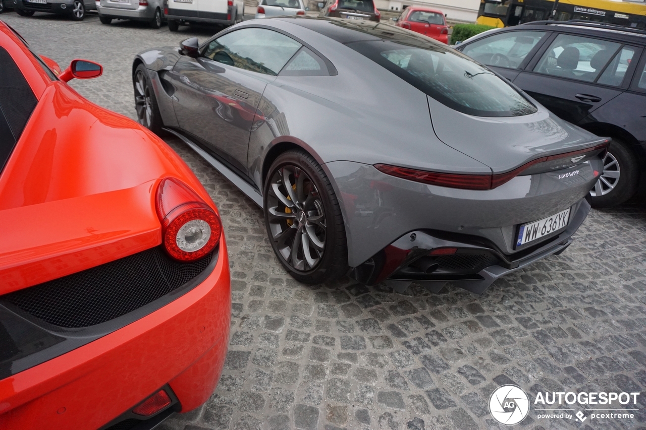 Aston Martin V8 Vantage 2018