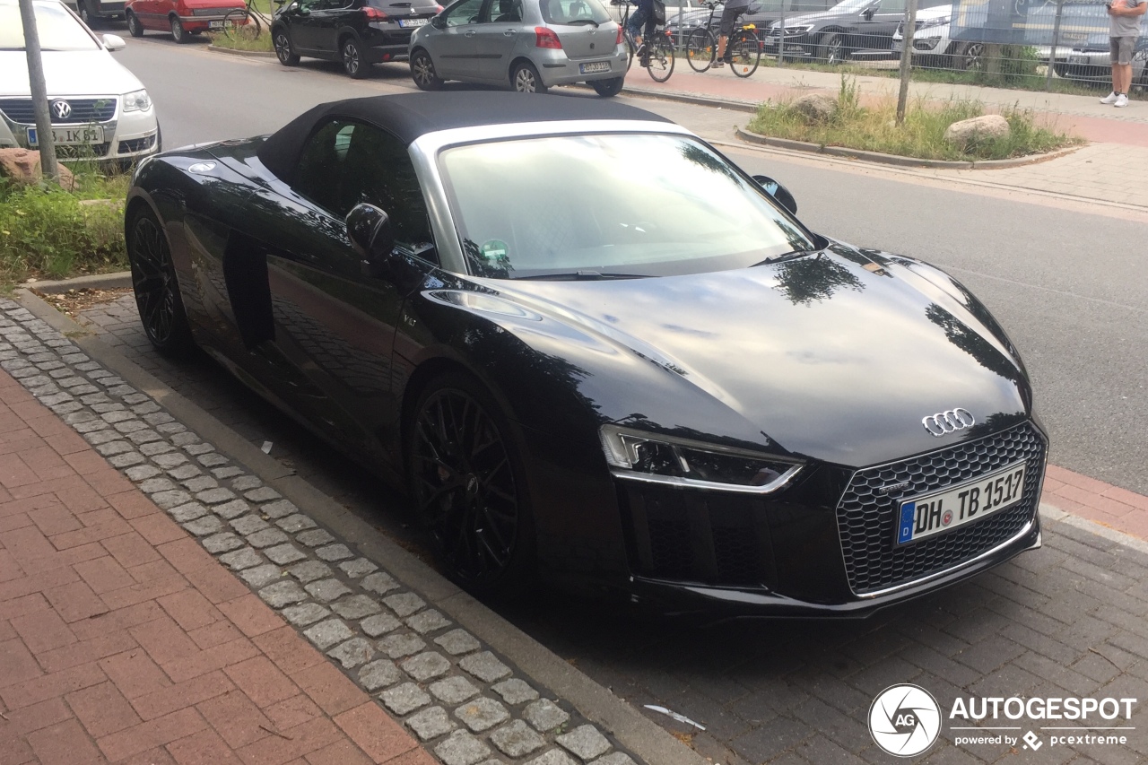 Audi R8 V10 Spyder 2016