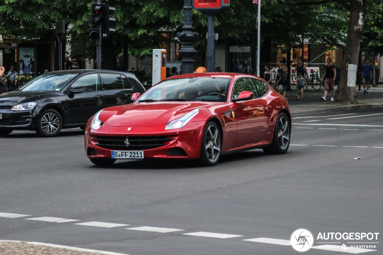 Ferrari FF