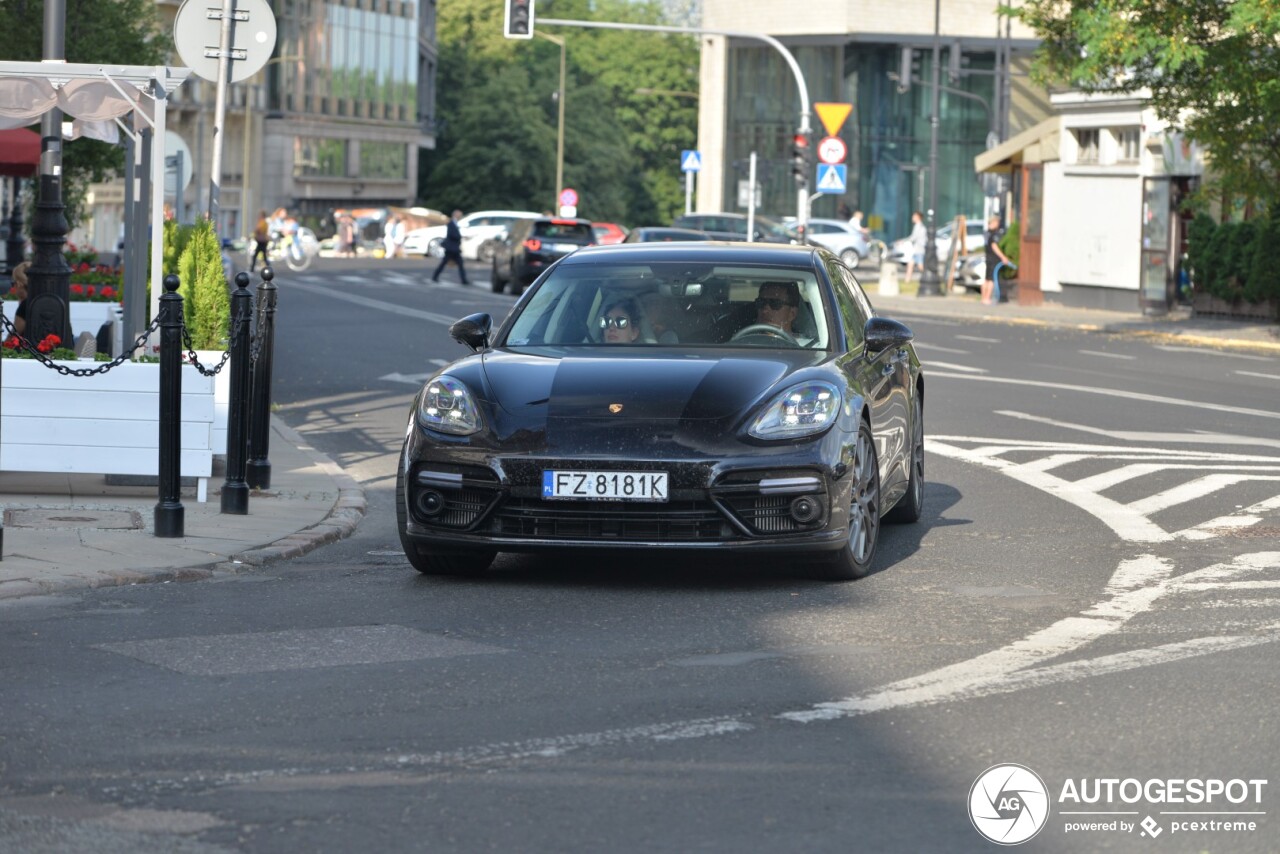 Porsche 971 Panamera Turbo Sport Turismo