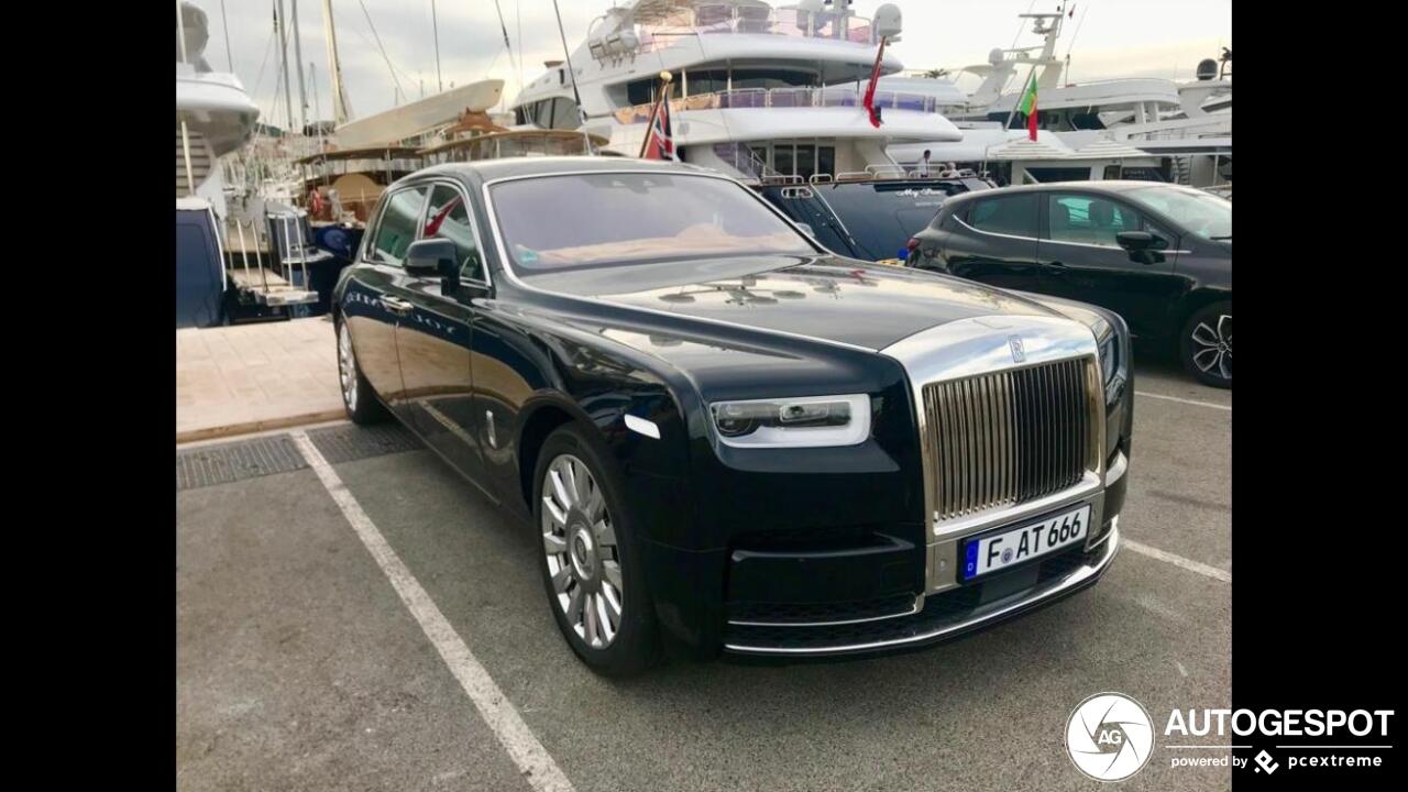 Rolls-Royce Phantom VIII EWB