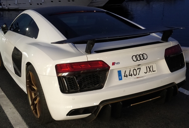 Audi R8 V10 Plus 2015