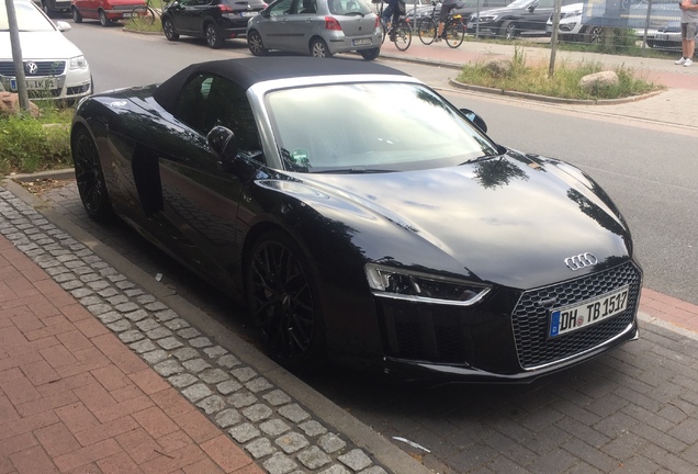 Audi R8 V10 Spyder 2016