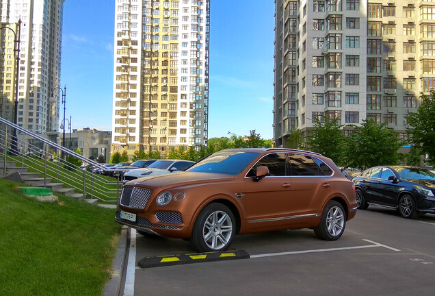 Bentley Bentayga V8