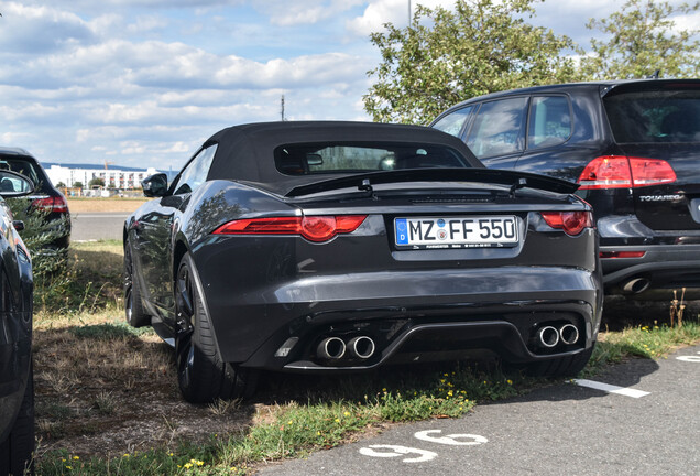 Jaguar F-TYPE R Convertible