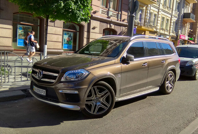 Mercedes-Benz GL 63 AMG X166