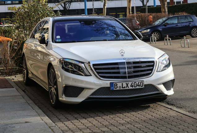 Mercedes-Benz S 65 AMG V222