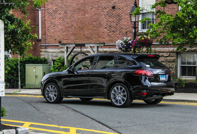 Porsche 958 Cayenne GTS