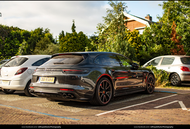 Porsche 971 Panamera Turbo S E-Hybrid Sport Turismo