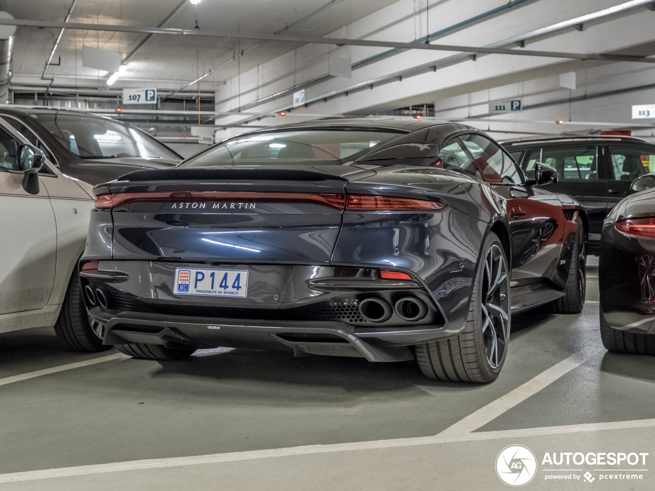 Aston Martin DBS Superleggera