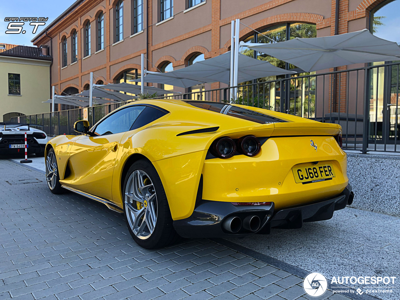 Ferrari 812 Superfast