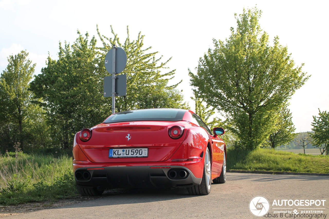 Ferrari California T