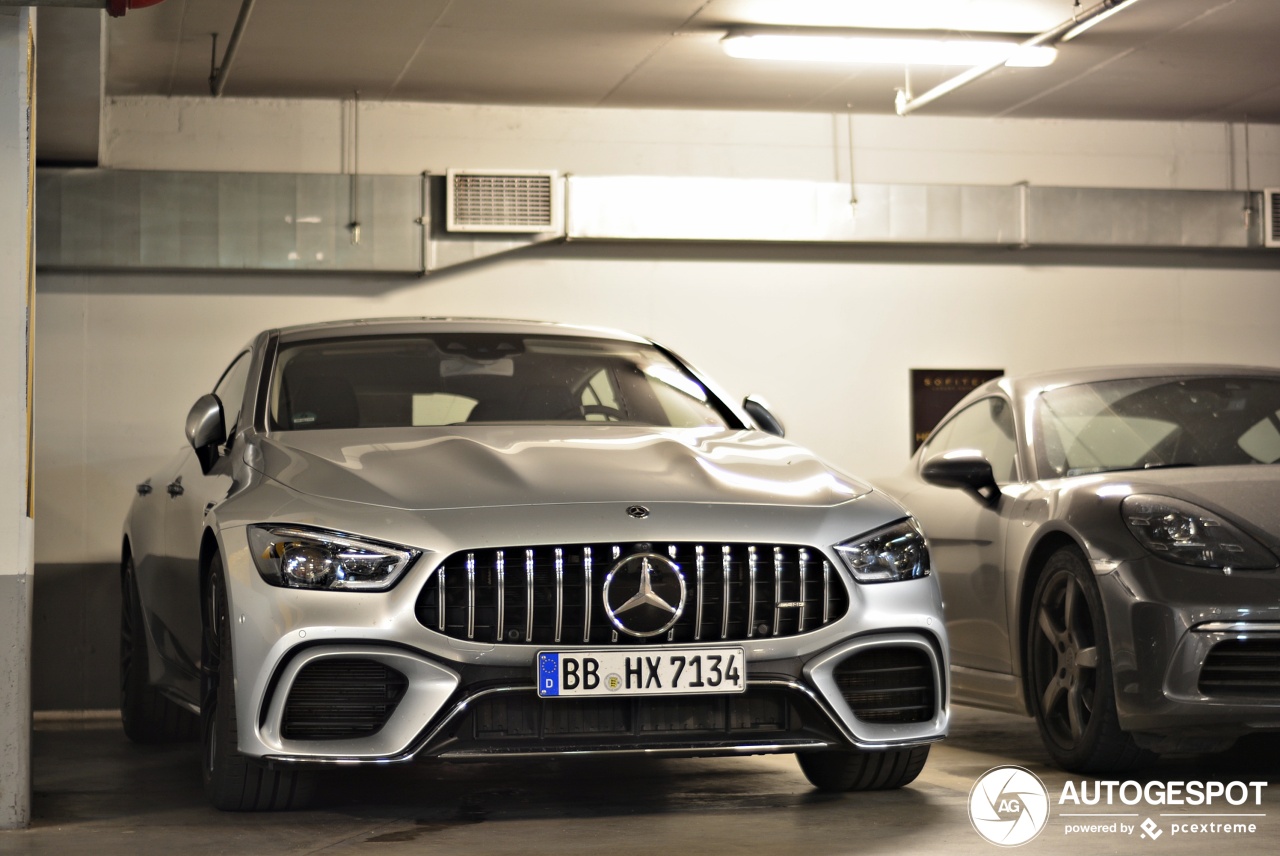 Mercedes-AMG GT 63 X290