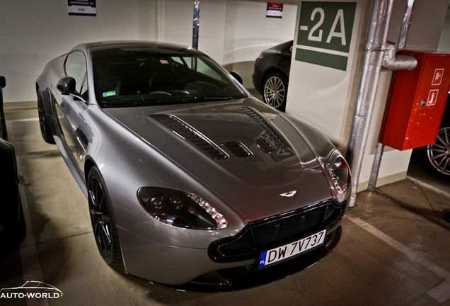 Aston Martin V12 Vantage S