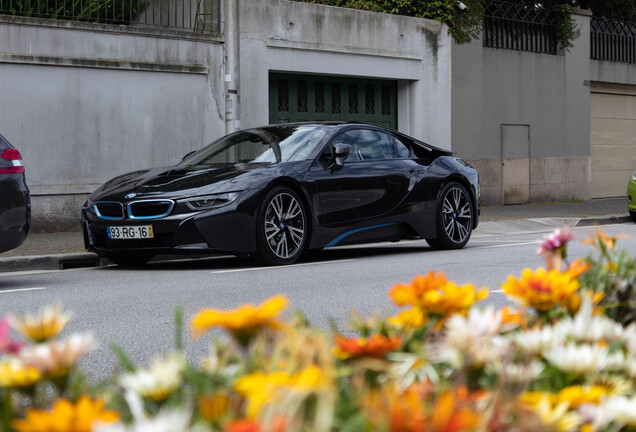 BMW i8