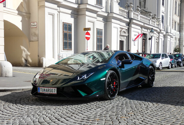 Lamborghini Huracán LP640-4 Performante