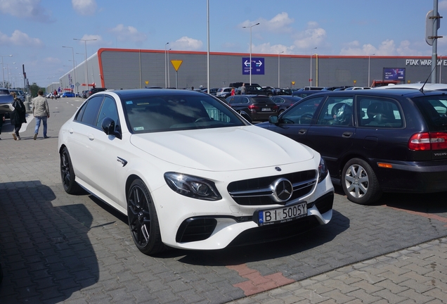 Mercedes-AMG E 63 S W213