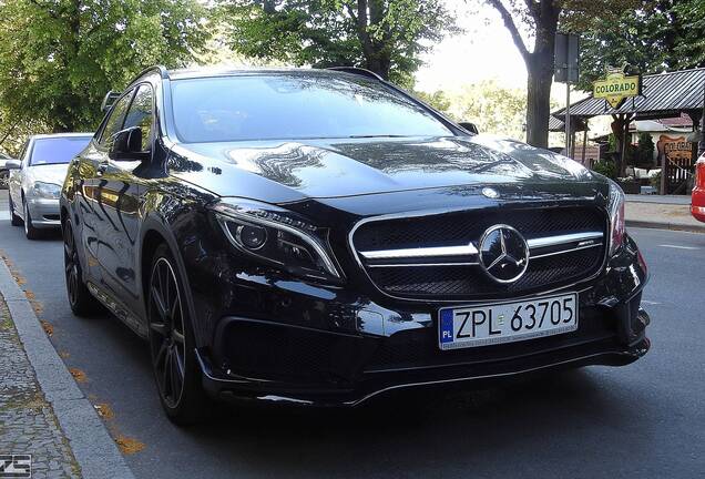 Mercedes-Benz GLA 45 AMG X156