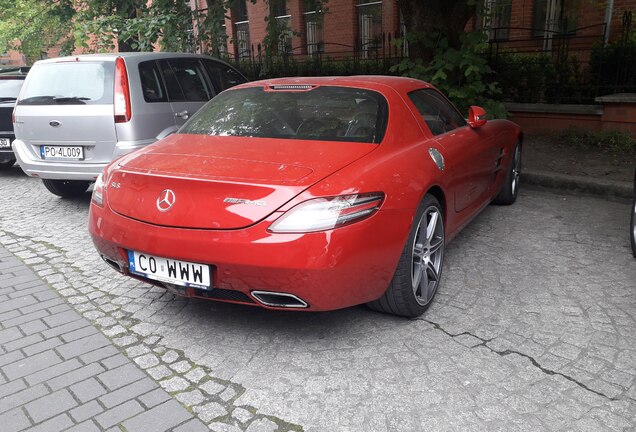 Mercedes-Benz SLS AMG