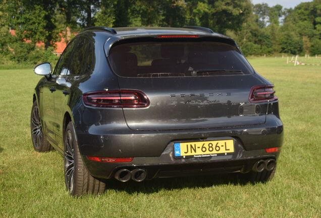 Porsche 95B Macan Turbo