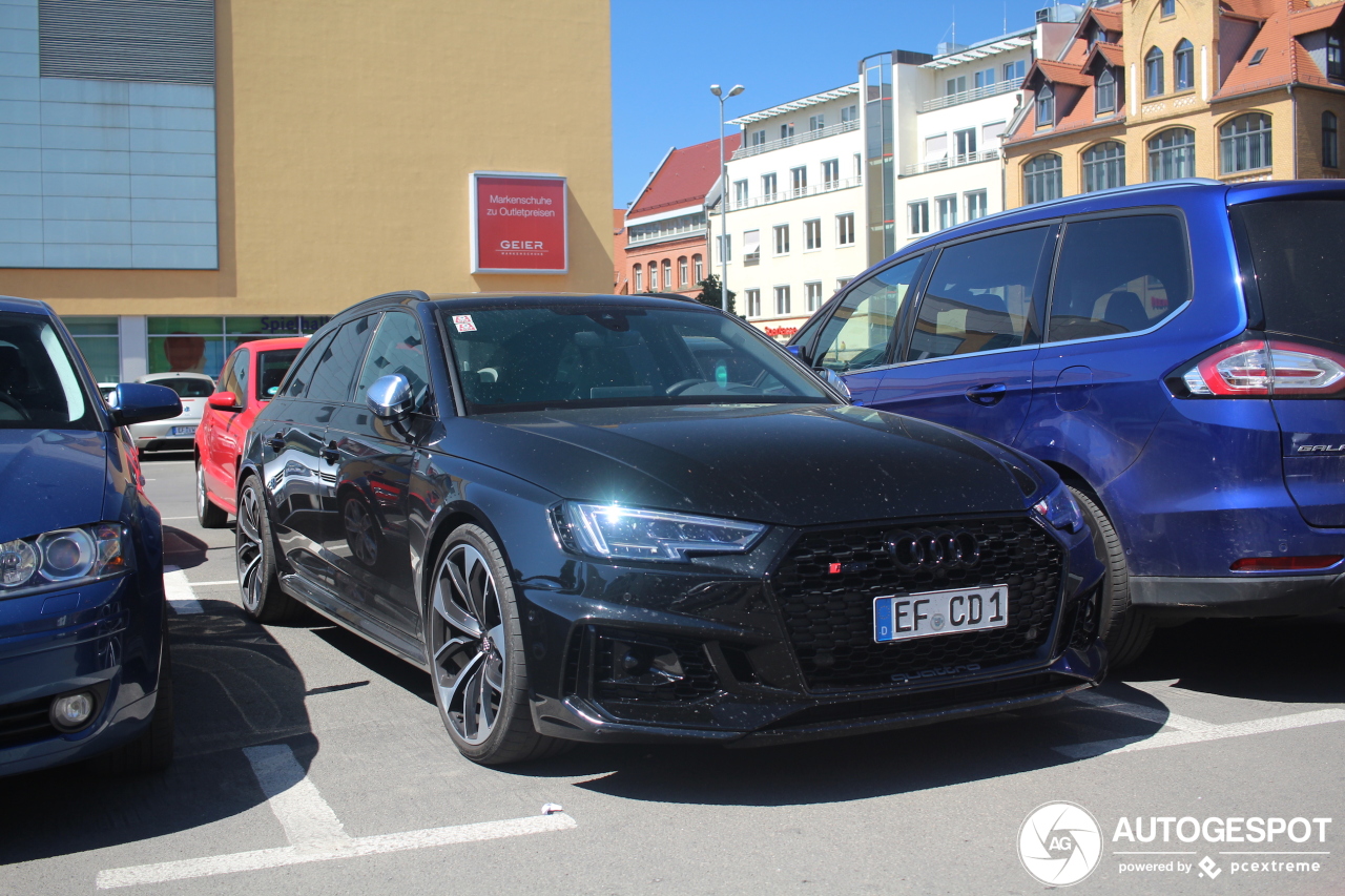 Audi RS4 Avant B9