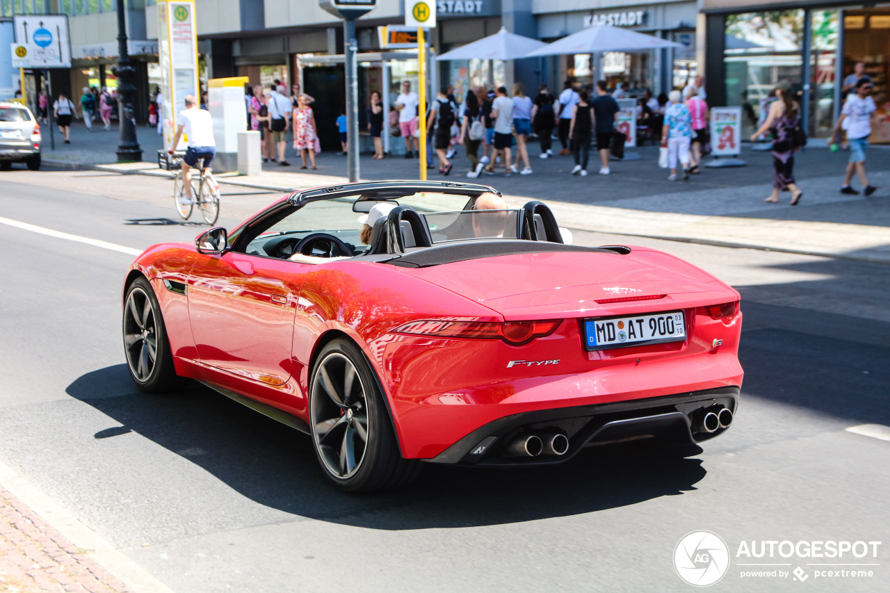 Jaguar F-TYPE S V8 Convertible