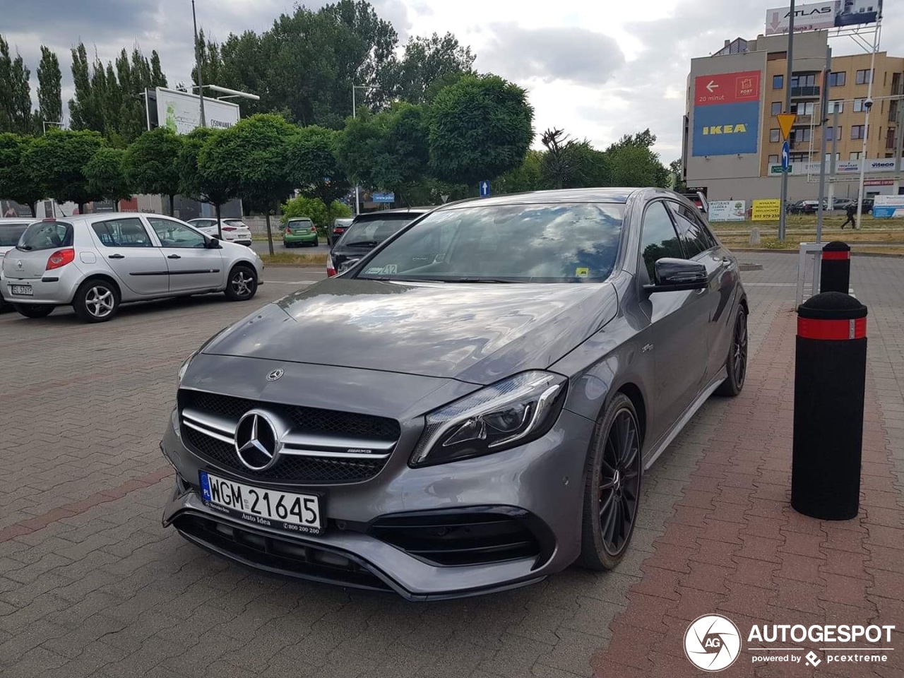 Mercedes-AMG A 45 W176 2015