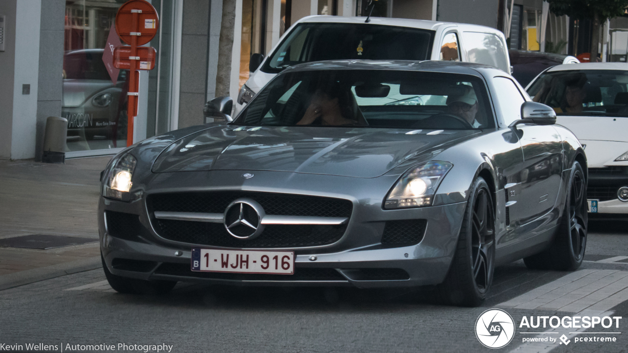 Mercedes-Benz SLS AMG