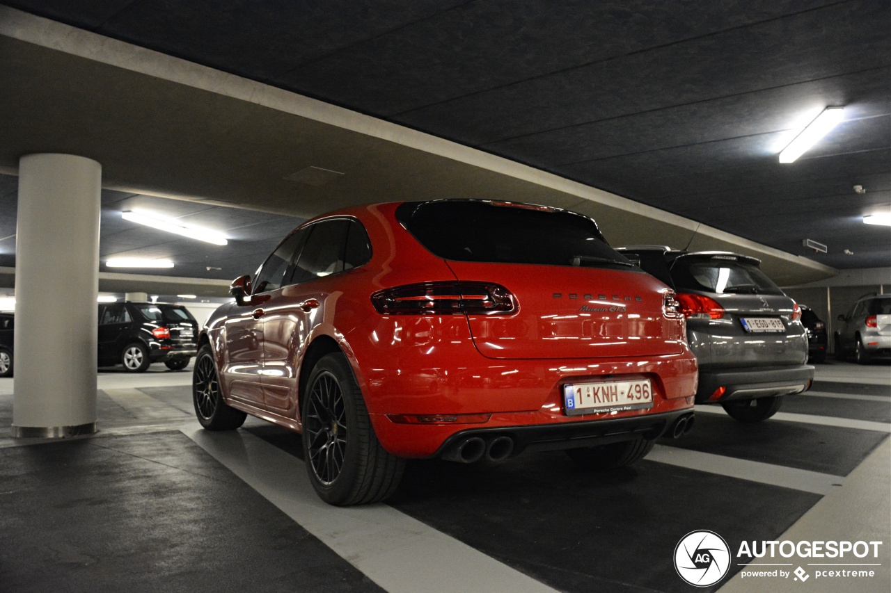 Porsche 95B Macan GTS