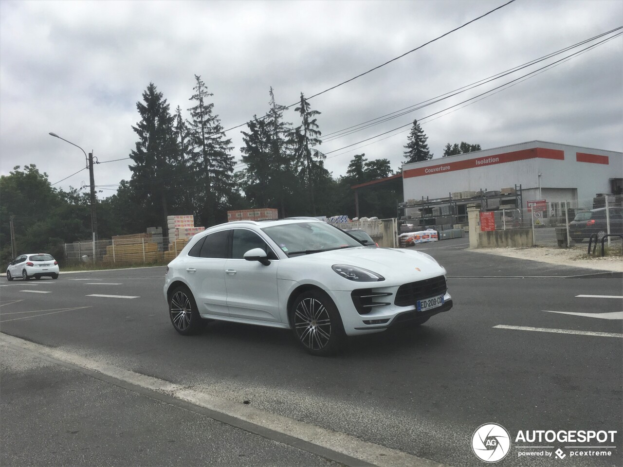 Porsche 95B Macan Turbo