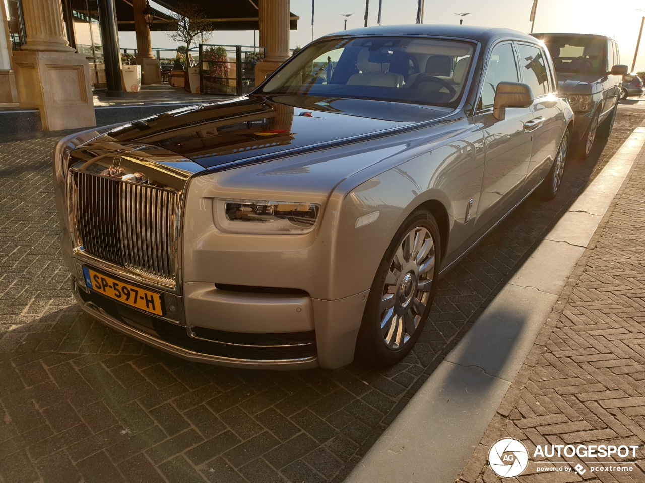 Rolls-Royce Phantom VIII EWB