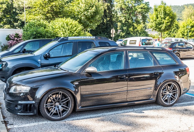 Audi RS4 Avant B7