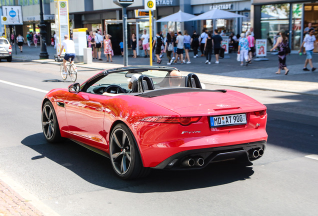 Jaguar F-TYPE S V8 Convertible