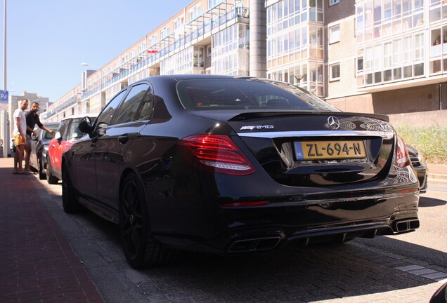 Mercedes-AMG E 63 S W213