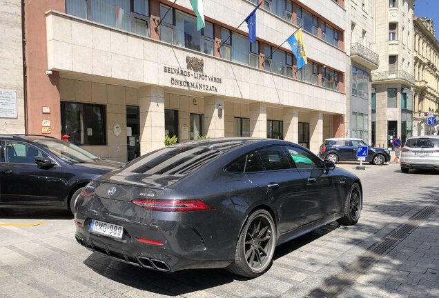 Mercedes-AMG GT 63 X290