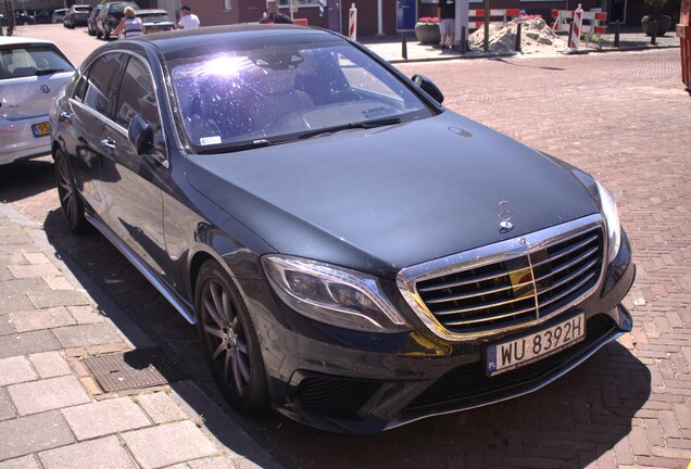 Mercedes-Benz S 63 AMG V222