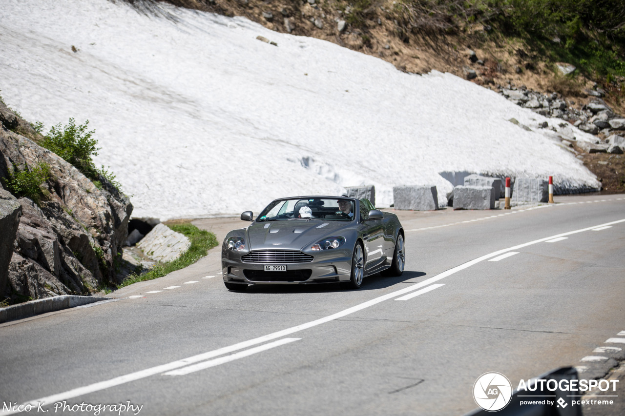 Aston Martin DBS Volante