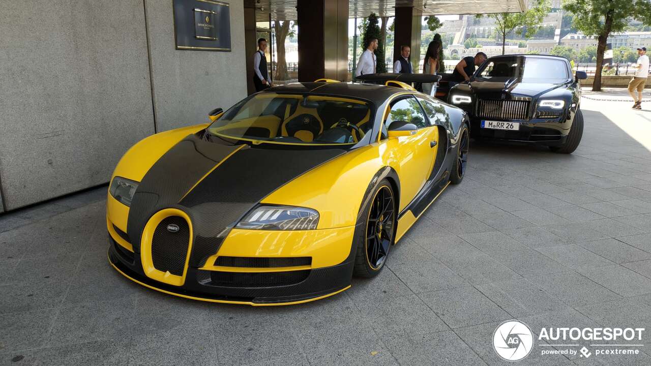 Bugatti Veyron 16.4 Oakley Design