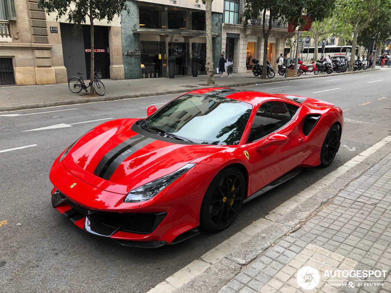 Ferrari 488 Pista