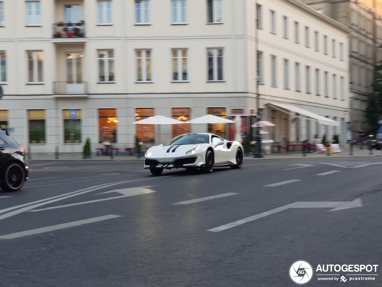 Ferrari 488 Pista