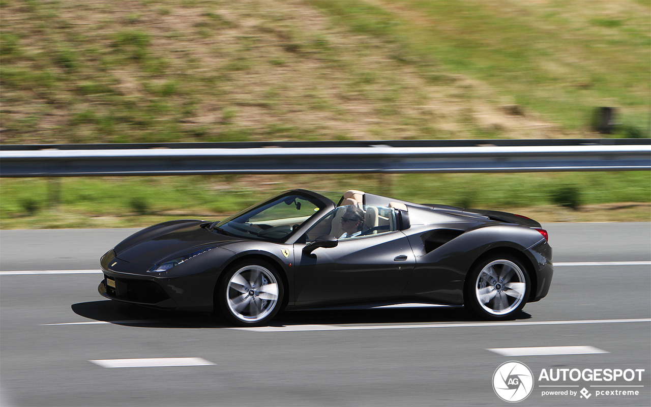 Ferrari 488 Spider