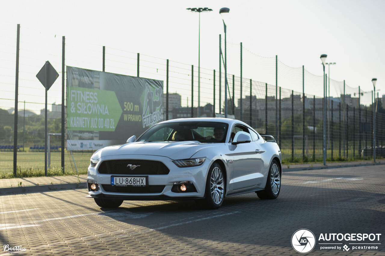 Ford Mustang GT 2015