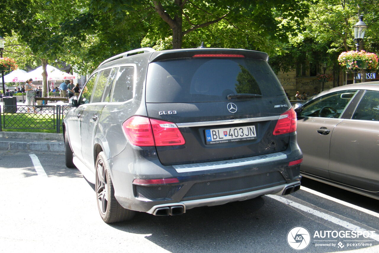 Mercedes-Benz GL 63 AMG X166