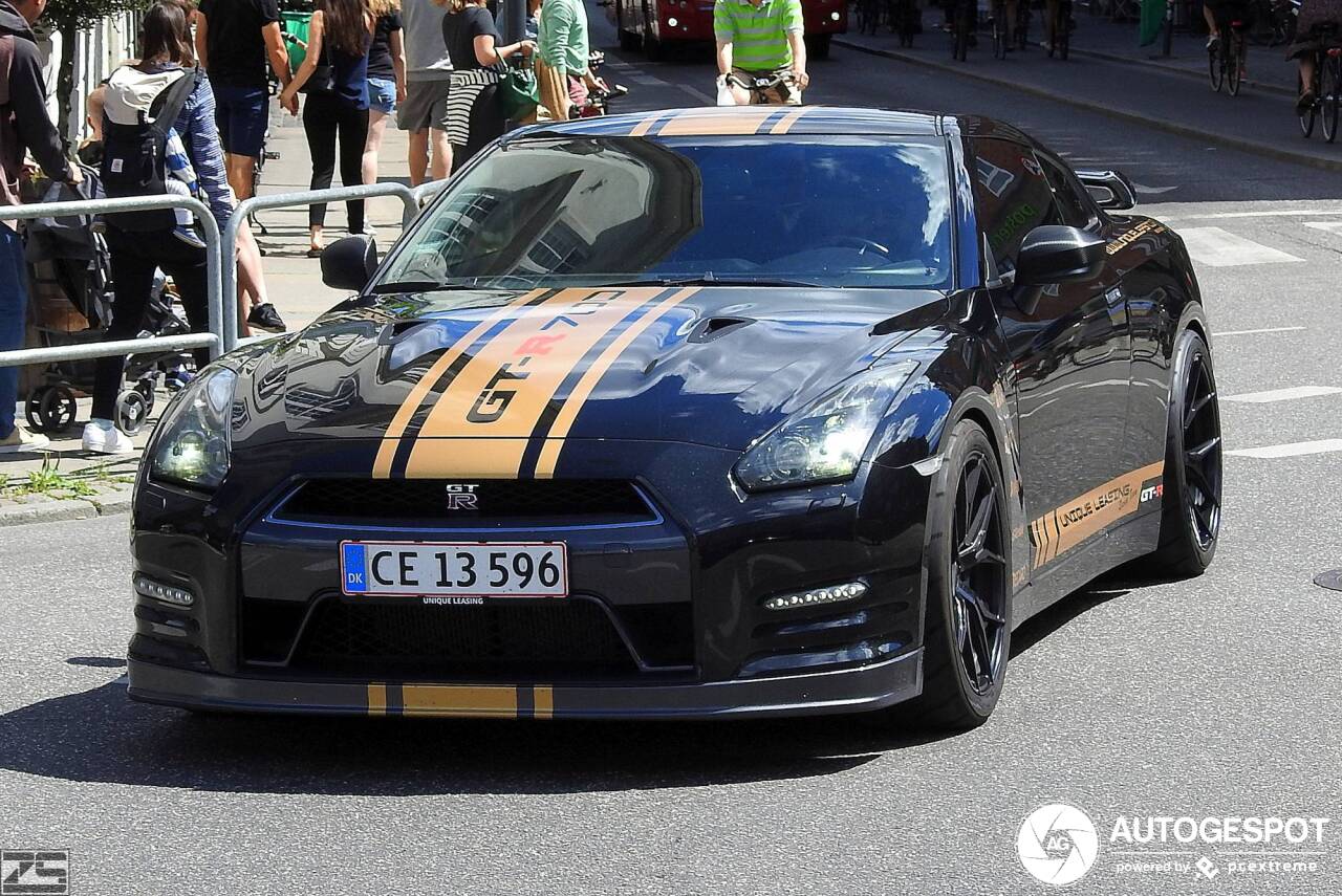 Nissan GT-R 2011